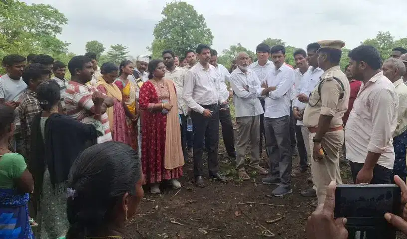 राजस्व, वन अधिकारियों ने इरावेंडी का किया दौरा