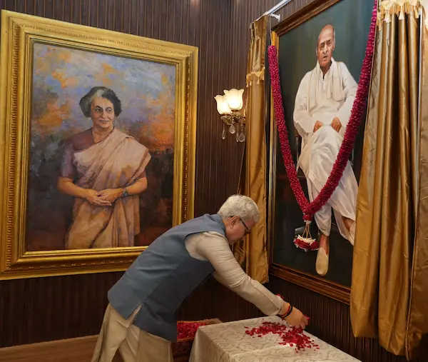 राज्यपाल ने भारत रत्न पी.वी. नरसिम्हा राव के चित्र का अनावरण किया