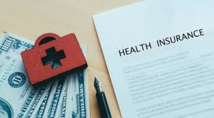 Health Insurance: पॉलिसी लेने से पहले जानें ये बातें