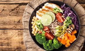 Healthy Diet के बाद भी नहीं घट रहा वजन? जानिए बड़ी गलती