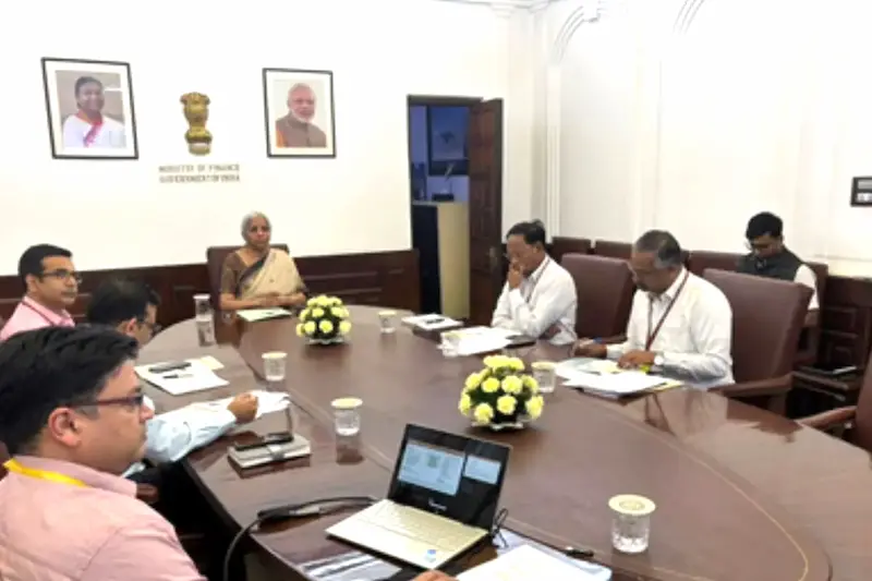 PM जीवन ज्योति बीमा योजना में इंश्योरेंस कवर बढ़ाने की तैयारी में मोदी सरकार
