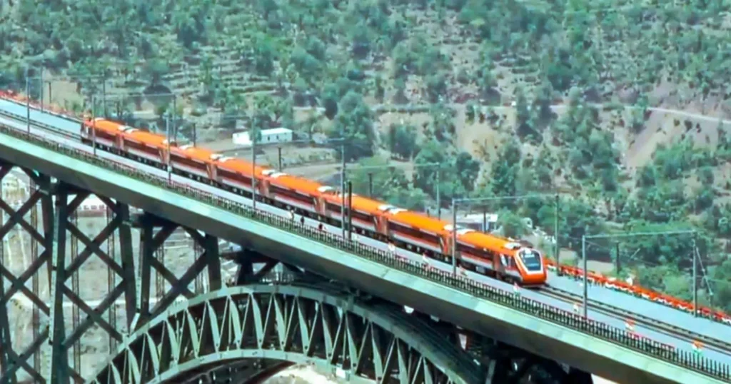 Katra-Srinagar Vande Bharat ट्रेन सुपरहिट, टिकट फुल