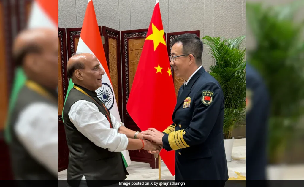 Rajnath Singh ने चीनी रक्षा मंत्री संग की बातचीत, कैलाश यात्रा पर जताई खुशी