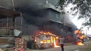 Manipur: मैतेयी संगठन के नेता की गिरफ्तारी के बाद तनाव, विरोध शुरू