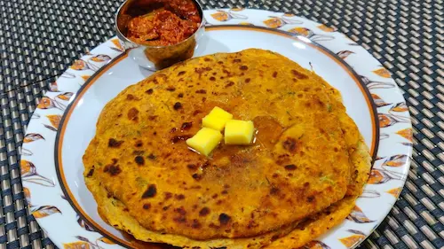 Mullangi Paratha Recipe: सर्दियों में गर्मागर्म मूली पराठा