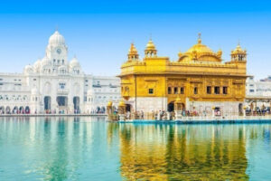 Golden Temple: स्वर्ण मंदिर को ‘नो-वॉर जोन’ घोषित करने की मांग… दो सांसदों ने पीएम मोदी को लिखा पत्र