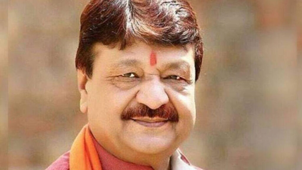 MP NEWS: भगवान कसम…’ढंग के कपड़े न पहनने वाली लड़कियां लगती हैं शूर्पणखा- बोले कैलाश विजयवर्गीय