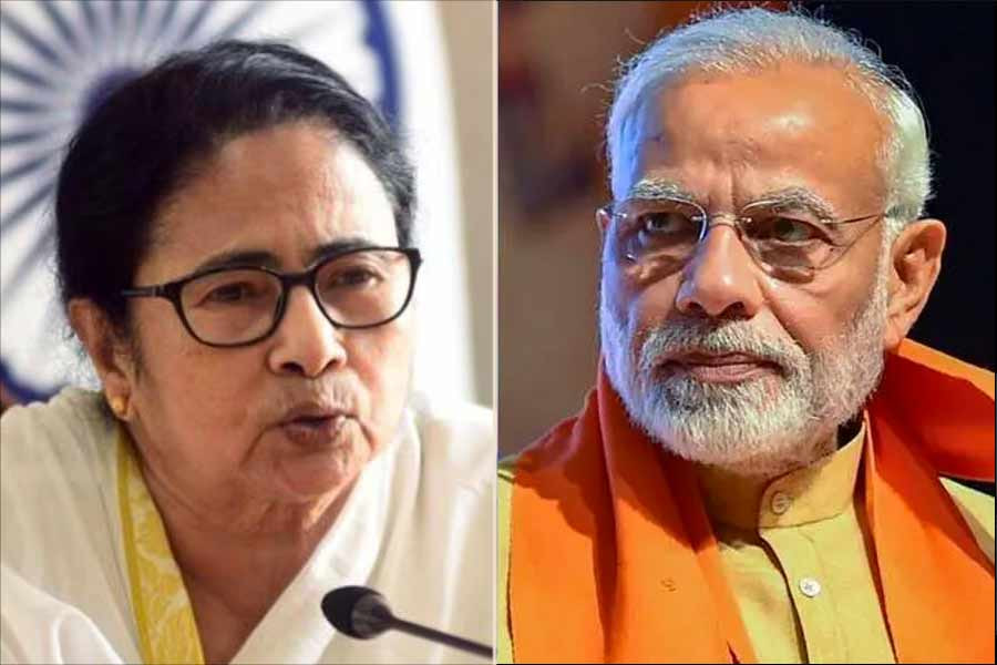 National: केंद्र सरकार पर ममता का वार, बोलीं- भाजपा लोगों की सुरक्षा में नाकाम, POK वापस पाने का मौका छोड़ दिया…