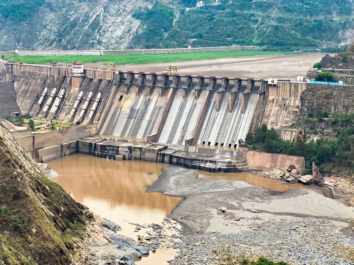 भारत के एक्शन से पाकिस्तान में त्राहिमाम