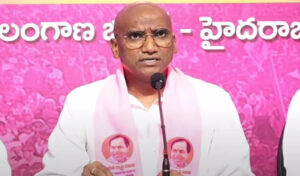 Politics : बीआरएस नेता ने सीएम पर लगाया सार्वजनिक शिक्षा प्रणाली को खत्म करने का आरोप