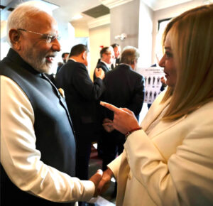 G7 Summit : मोदी ने ग्लोबल लीडर्स से की मुलाकात, अहम विषयों पर चर्चा