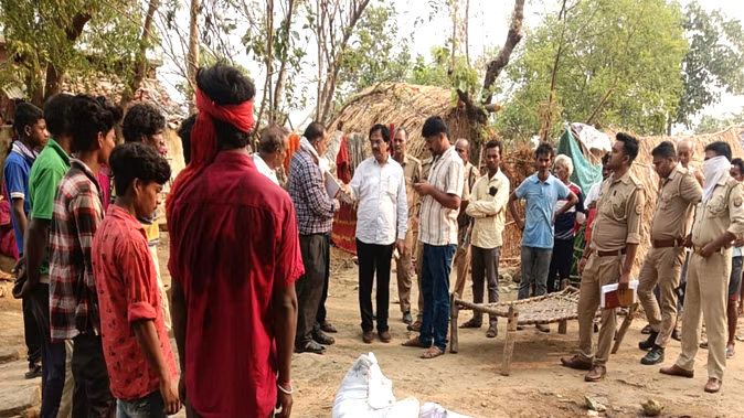 Prayagraj : बिजली गिरने से एक ही परिवार के चार लोग जिंदा जले