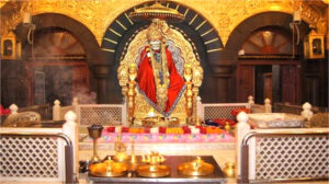 Mumbai : शिरडी साईबाबा मंदिर में हुई लाखों की चोरी, मचा हड़कंप