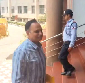 AAP नेता सत्येंद्र जैन से क्लासरूम घोटाला मामले में पूछताछ जारी