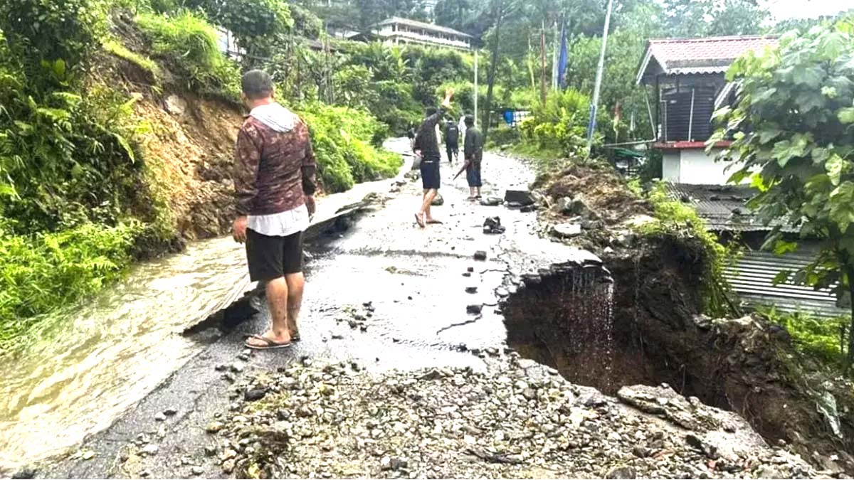 लैंडस्लाइड