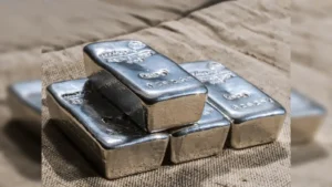 Silver rate today: भारत में चांदी ₹1.07 लाख/किलो