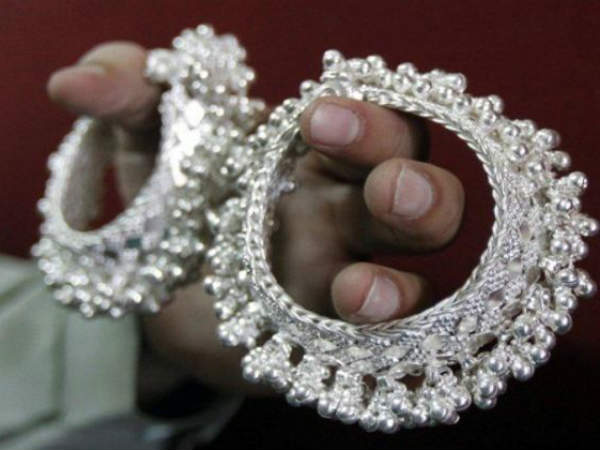 Silver Rate Today: सोने की तरह चांदी का रुख भी मजबूत