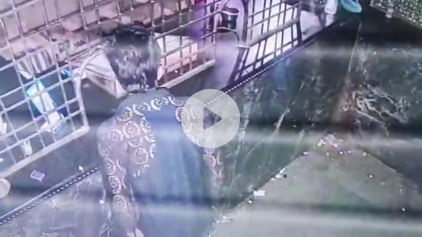 Beer Shop में अनोखी चोरी, काउंटर विंडो से घुसकर उड़ाए ₹25000