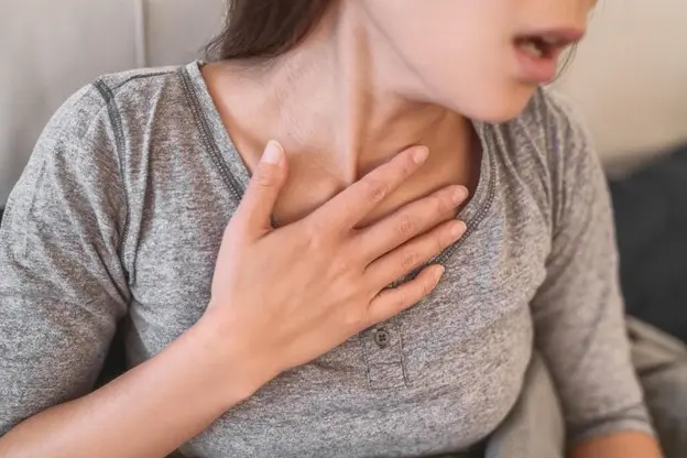 Breathing Problem: इन योगासनों से मिलेगी राहत