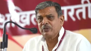Constitution words पर उठी आपत्ति, RSS नेता ने दी दलील