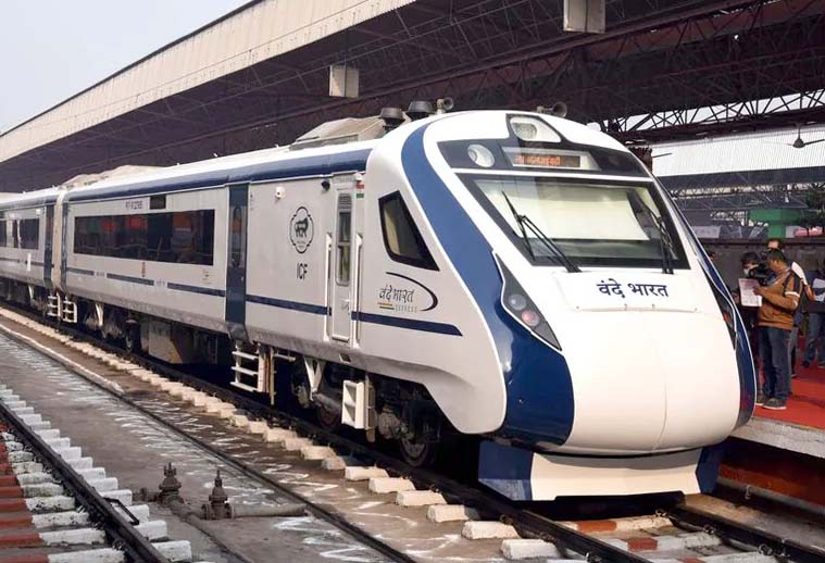 Up : वंदे भारत ट्रेन में पथराव, 10 साल की बच्ची घायल, जांच जुटी पुलिस