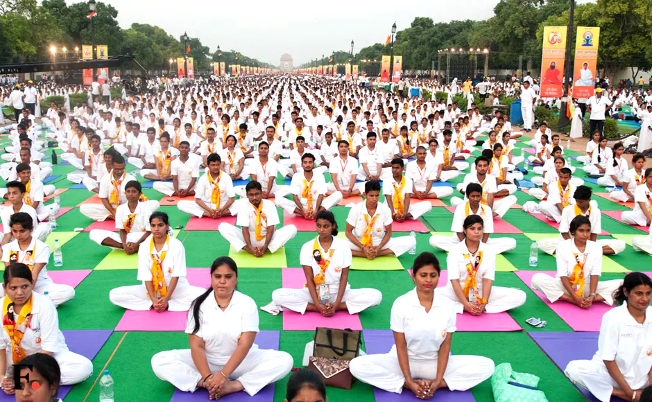 YOGA इकोनॉमी की नई इंडस्ट्री बन चुकी है, 7 लाख करोड़ की है अर्थव्यवस्था