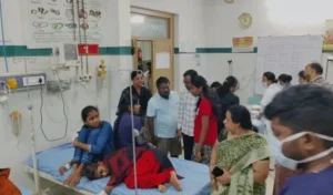 विद्यालय में बासी दही खाने से बीमार पड़ीं छात्राएं