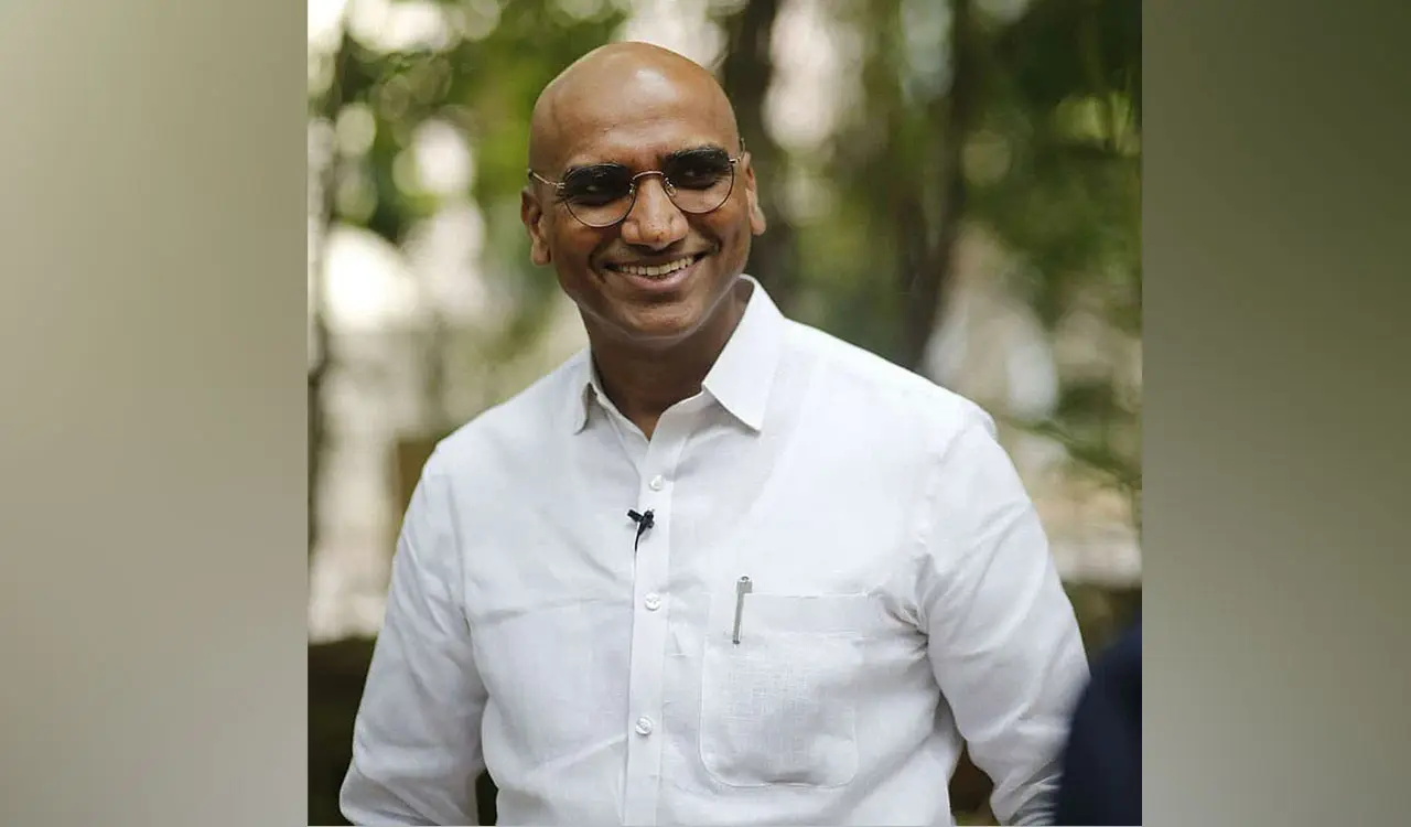 विशेष कांस्टेबलों की बर्खास्तगी की समीक्षा करने का किया आग्रह