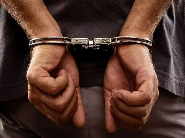 Adilabad : पुलिस, वन अधिकारियों पर हमला करने के आरोप में 29 गिरफ्तार