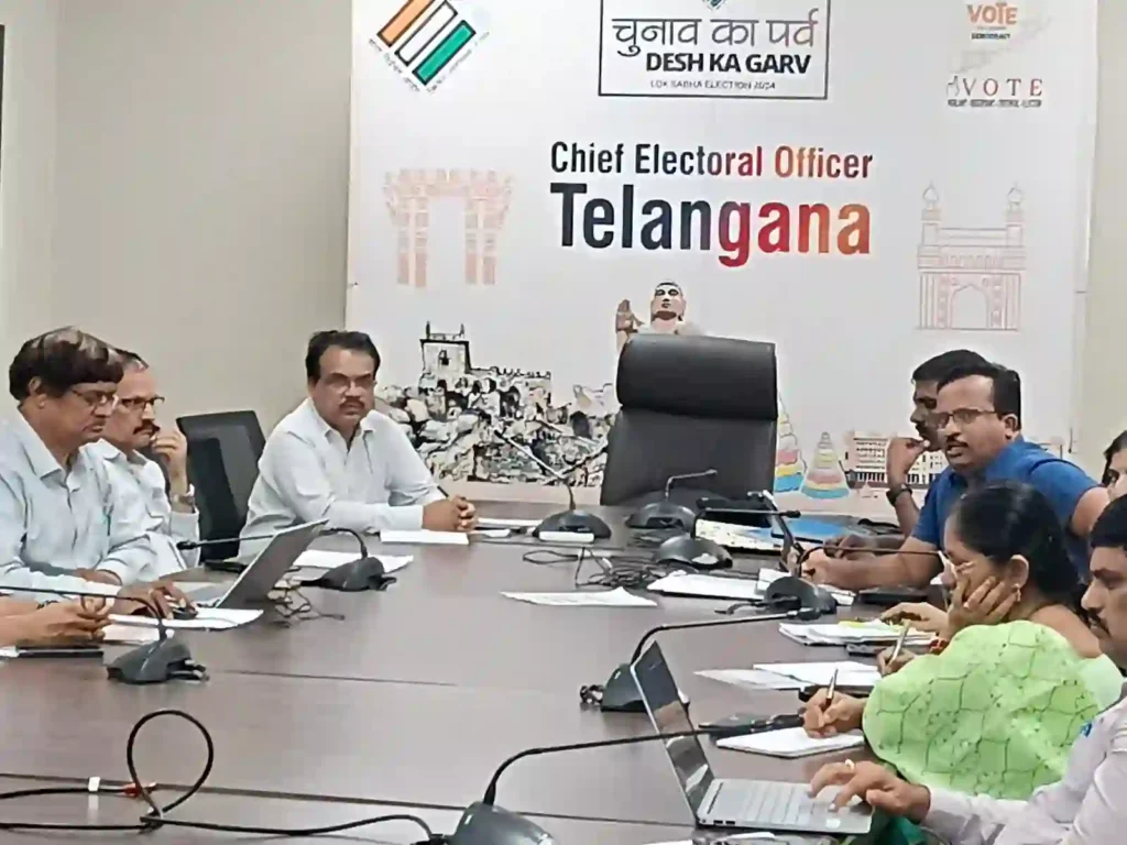 CEO: मुख्य निर्वाचन अधिकारी ने प्रशिक्षण में कानूनी अनुपालन पर जोर दिया