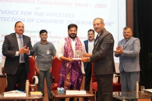 Action: बच्चों का शोषण करने वालों के खिलाफ सख्त कार्रवाई करें : सीएम
