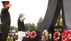 Hyderabad : कारगिल विजय दिवस पर पुष्पांजलि समारोह आयोजित
