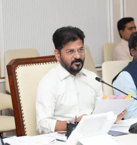 CM: सीएम का भारी बारिश के बीच कलेक्टरों को सतर्क रहने का निर्देश