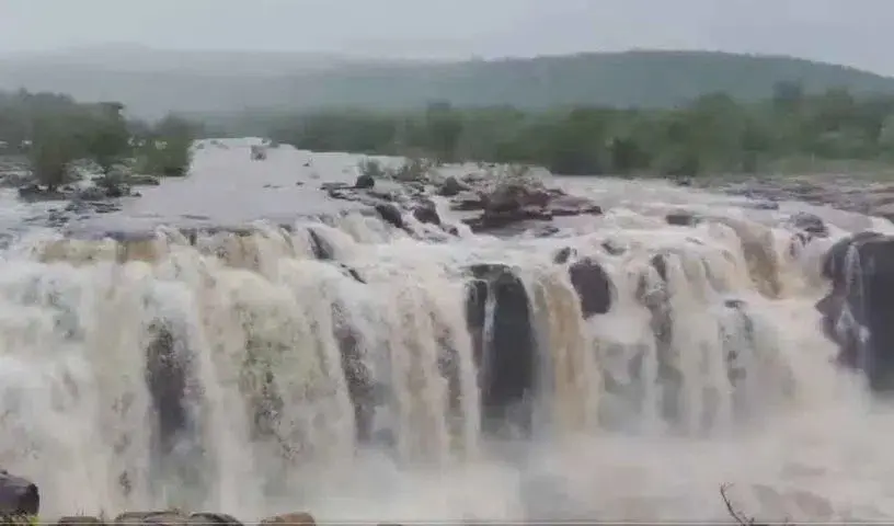 Telangana : बोगाथा जलप्रपात पर निषेधाज्ञा लागू
