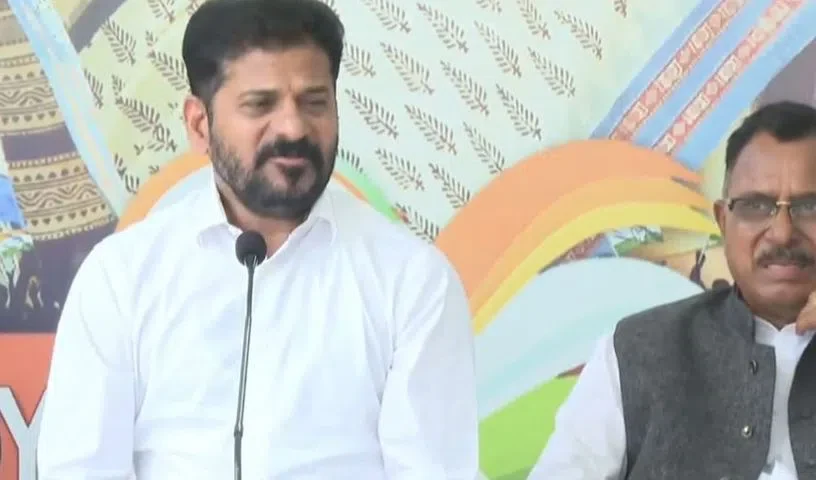 Politics : सीएम रेवंत रेड्डी ने की भाजपा की आलोचना