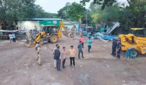 Hyderabad : हाइड्रा द्वारा मूसापेट और मूसी नदी तल से अतिक्रमण हटाने के दौरान तनाव व्याप्त