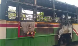 Miryalaguda : ताड़कमल्ला में टीजीआरटीसी बस में आग लगाई गई; गड़बड़ी का संदेह