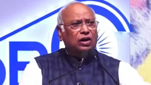 OBC सम्मेलन में खड़गे का PM मोदी पर तीखा हमला,  &#8217;30 और सीटें&#8230;&#8217;