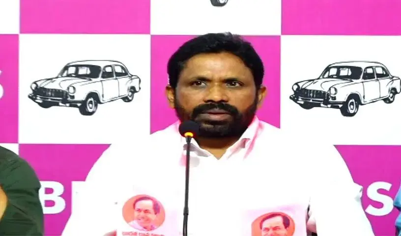 Politics : बीआरएस ने खड़गे को बताया ‘रबर स्टैम्प’ अध्यक्ष