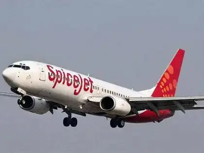 Mumbai : मुंबई से दुबई जाने वाली स्पाइसजेट फ्लाइट में तकनीकी खराबी