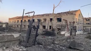 Russia-Ukraine: रूस ने यूक्रेन की जेल पर दागीं मिसाइलें