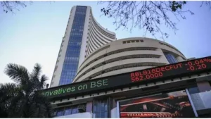 Stock Market Today : शेयर बाजार में हल्की तेजी