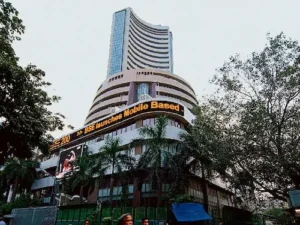 Share Market Closing : शेयर बाजार में मिला-जुला रुख