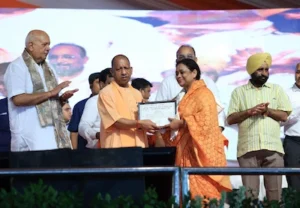 आम के बागवानों ने किया शानदार प्रदर्शन- सीएम योगी