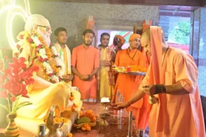 Guru Purnima : गुरु पूर्णिमा पर शिष्य और गुरु, दोनों भूमिका में दिखेंगे सीएम योगी