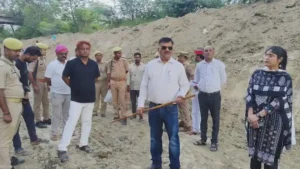 सीएम योगी के आह़्वान पर सजीव हो उठी पीली नदी
