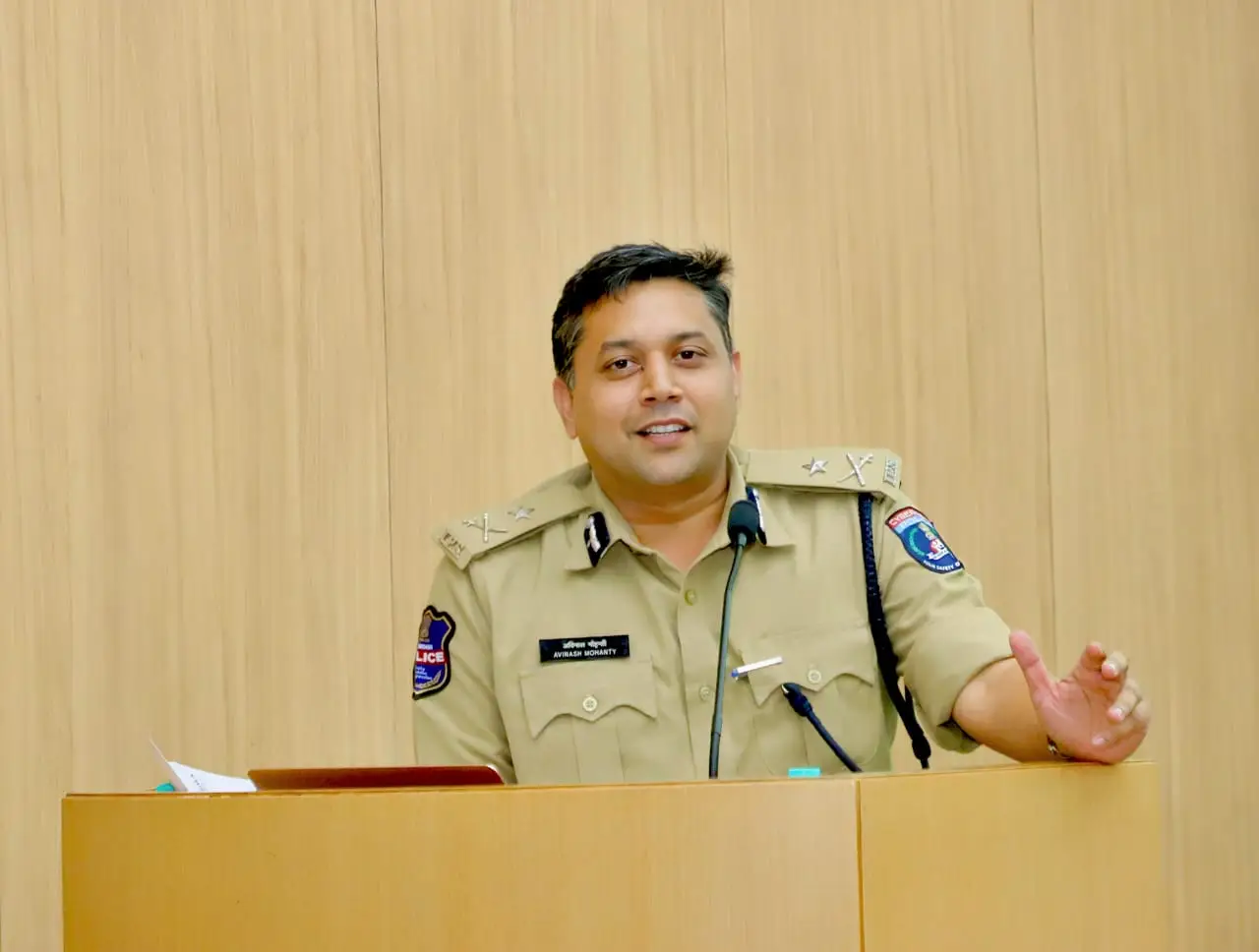 एसएमए के दौड़ के आधिकारिक पोस्टर का अनावरण