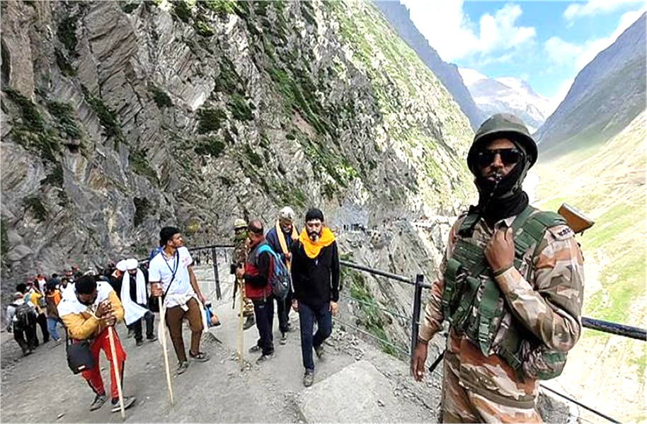 Amarnath Yatra के लिए भारतीय सेना ने चलाया स्पेशल ऑपरेशन शिव