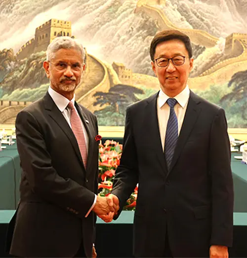 China : बीजिंग पहुंचे विदेश मंत्री जयशंकर, उपराष्ट्रपति से की मुलाकात