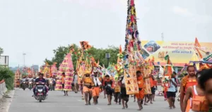 National: कांवड़ यात्रा समाप्त, 15 दिनों में 4.5 करोड़ श्रद्धालु पहुंचे हरिद्वार